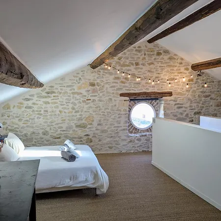 فيلة Le Vieux Tilleul - De Charme Avec Piscine Chauffee - Proche Uzes *