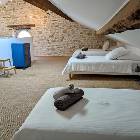 别墅 Le Vieux Tilleul - De Charme Avec Piscine Chauffee - Proche Uzes